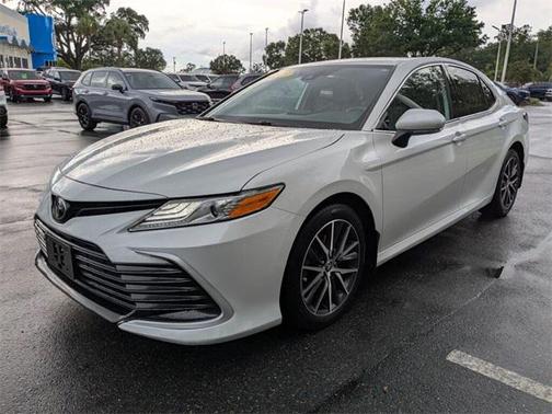2023 Toyota Camry XLE