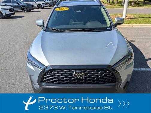 2024 Toyota Corolla Cross LE