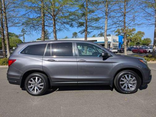 Modern Steel Metallic 2021 Honda Pilot 2WD EX-L