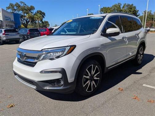 2022 Honda Pilot Touring 8-Passenger