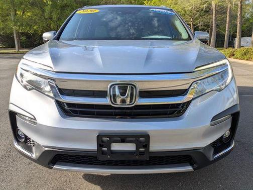 Lunar Silver Metallic 2020 Honda Pilot AWD Elite