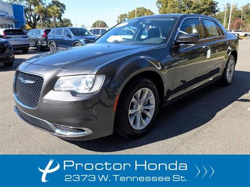 2023 Chrysler 300 Touring