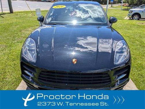2021 Porsche Macan Base