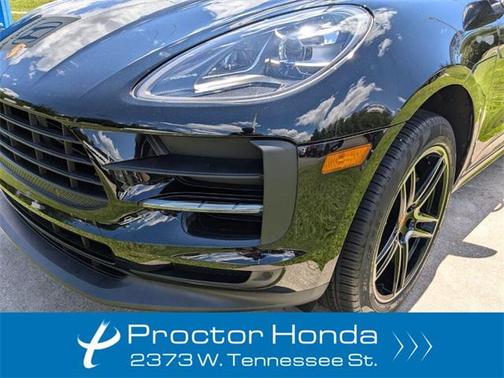 2021 Porsche Macan Base
