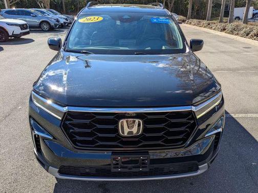 Crystal Black Pearl 2023 Honda Pilot AWD Elite