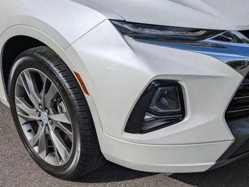 Iridescent Pearl Tricoat 2020 Chevrolet Blazer Premier