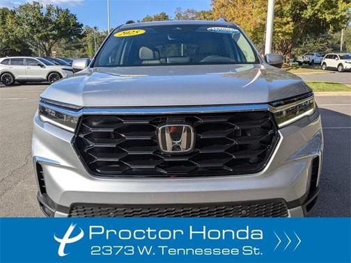 2025 Honda Pilot Touring 8-Passenger