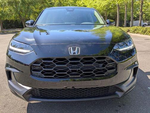 Crystal Black Pearl 2026 Honda HR-V LX