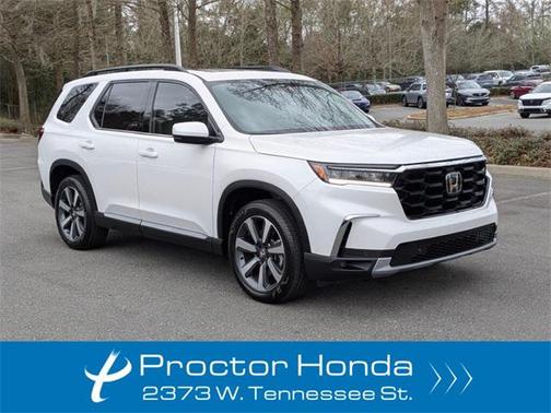 2025 Honda Pilot Touring 8-Passenger