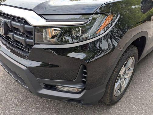 Crystal Black Pearl 2026 Honda Ridgeline RTL