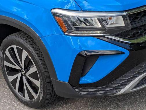 Blue 2022 Volkswagen Taos 1.5T SE