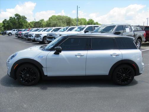 White Silver Metallic 2022 MINI Clubman Cooper S