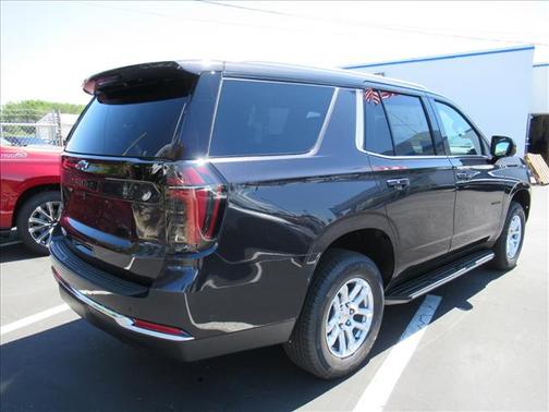Dark Ash Metallic 2026 Chevrolet Tahoe LS