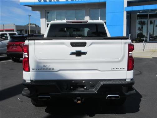 Summit White 2021 Chevrolet Silverado 1500 Custom Trail Boss