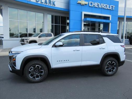 Polar White Tricoat 2026 Chevrolet Equinox FWD ACTIV