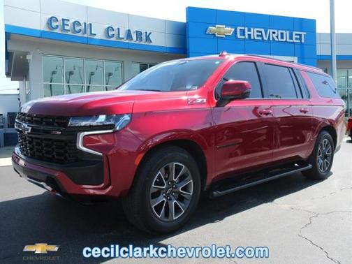 Radiant Red Tintcoat 2024 Chevrolet Suburban 4WD Z71