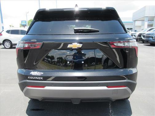 Mosaic Black Metallic 2026 Chevrolet Equinox 1LT