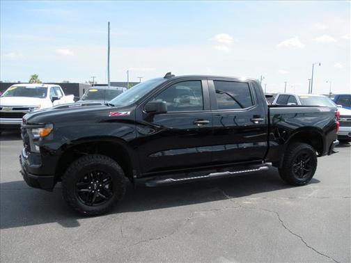 Black 2026 Chevrolet Silverado 1500 Custom Trail Boss