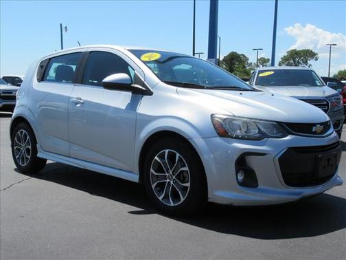 Silver Ice Metallic 2017 Chevrolet Sonic LT