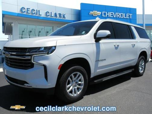 Iridescent Pearl Tricoat 2022 Chevrolet Suburban LT