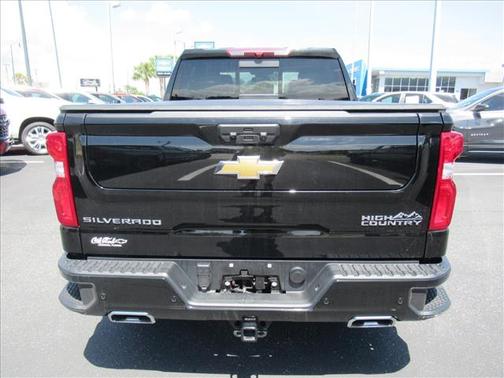 Black 2024 Chevrolet Silverado 1500 High Country