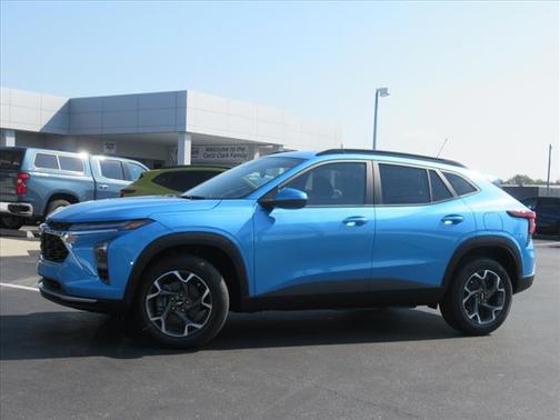 Marina Blue Metallic 2025 Chevrolet Trax LT