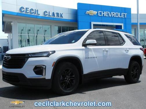 Summit White 2023 Chevrolet Traverse LT Leather