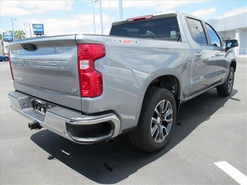 Sterling Gray Metallic 2024 Chevrolet Silverado 1500 LT