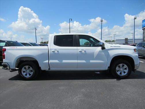 Summit White 2026 Chevrolet Silverado 1500 LT