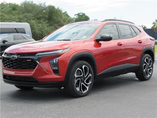 Cayenne Orange Metallic 2024 Chevrolet Trax FWD 2RS