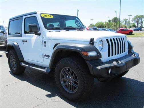 Bright White Clearcoat 2024 Jeep Wrangler Sport S