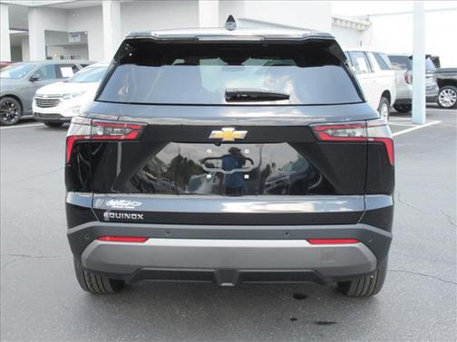 Mosaic Black Metallic 2026 Chevrolet Equinox 1LT