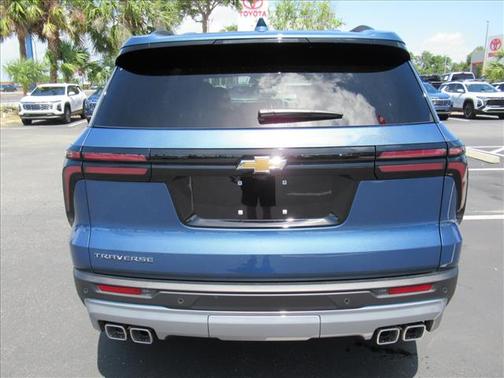 Lakeshore Blue Metallic 2026 Chevrolet Traverse LT