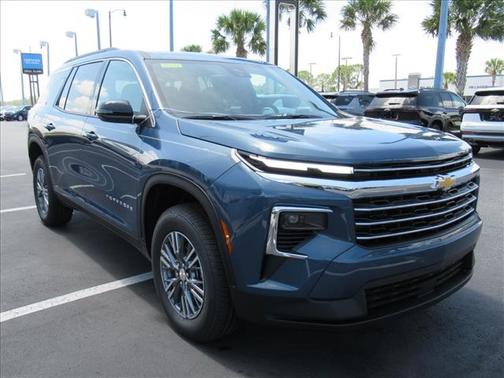 Lakeshore Blue Metallic 2026 Chevrolet Traverse LT