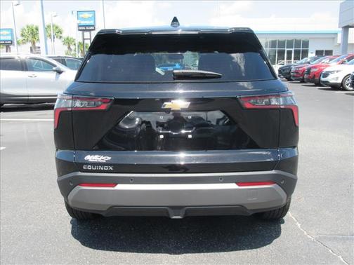Mosaic Black Metallic 2026 Chevrolet Equinox 1LT