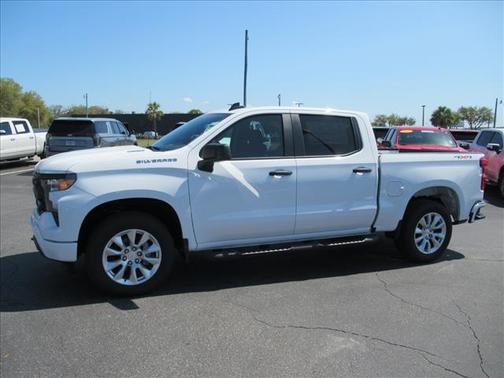 Summit White 2026 Chevrolet Silverado 1500 Custom