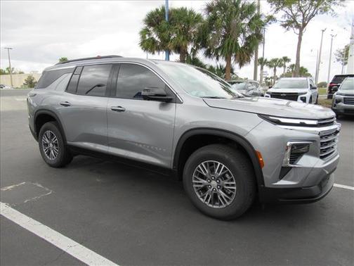 Sterling Gray Metallic 2026 Chevrolet Traverse LT