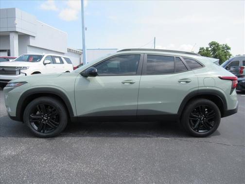 Cacti Green 2024 Chevrolet Trax FWD ACTIV