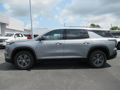 Sterling Gray Metallic 2026 Chevrolet Traverse LT