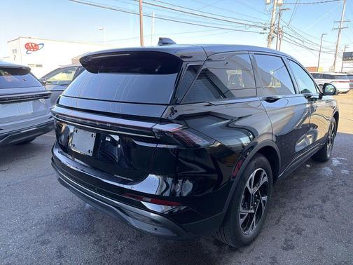 INFINITE BLACK MET CC 2026 Lincoln Nautilus Premiere