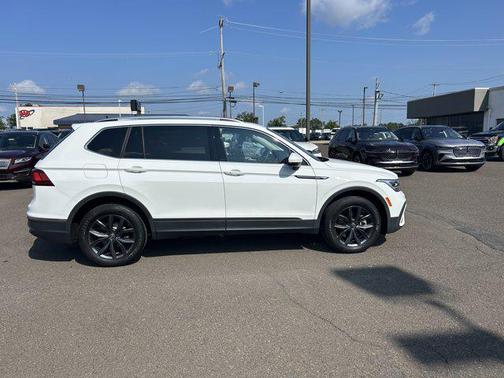 2022 Volkswagen Tiguan 2.0T SE 4MOTION