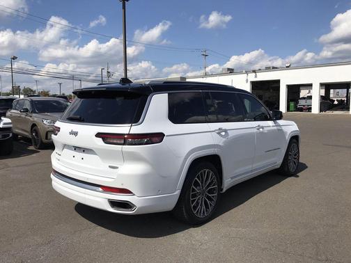 2021 Jeep Grand Cherokee L Summit Reserve