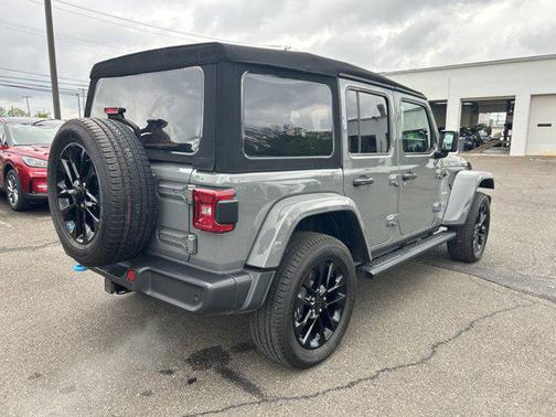 2022 Jeep Wrangler Unlimited 4xe Sahara