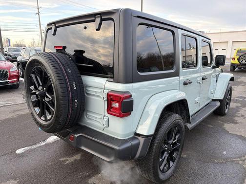 2023 Jeep Wrangler 4xe Sahara