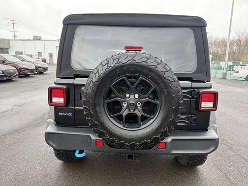Black Clearcoat 2024 Jeep Wrangler 4xe Willys