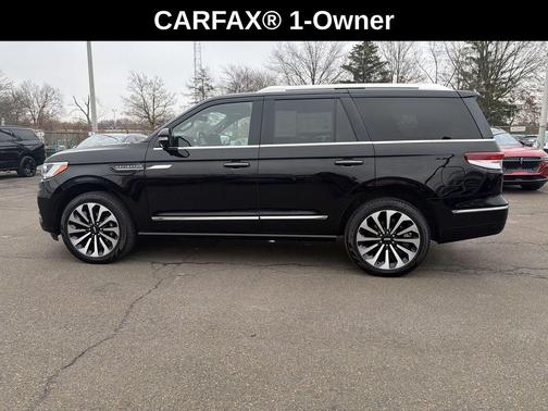 2024 Lincoln Navigator Reserve