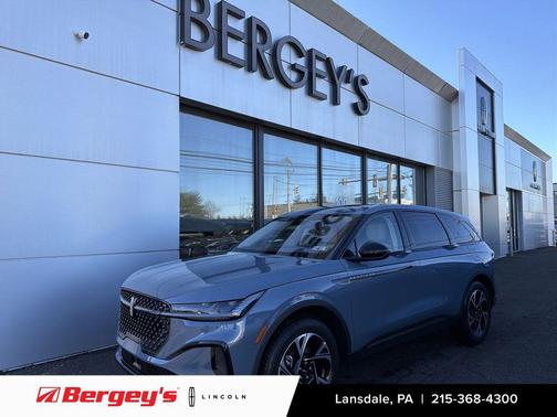 WHISPER BLUE MET CC 2026 Lincoln Nautilus Premiere