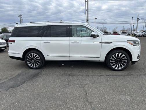 2024 Lincoln Navigator Black Label