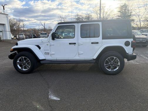 2019 Jeep Wrangler Unlimited Sahara