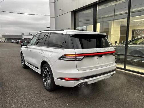 2025 Lincoln Aviator Premiere